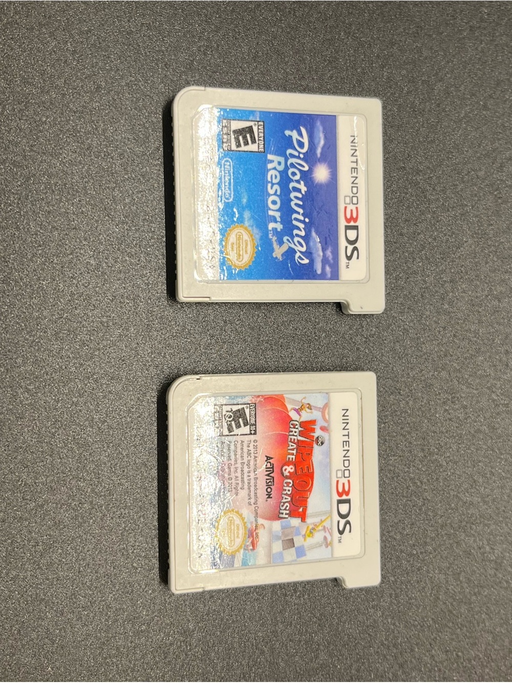 Nintendo 3DS White Game Piloteings Resort & Wave Race: Create & Crash
